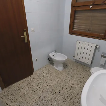 Pensio Fluvia * Báscara
